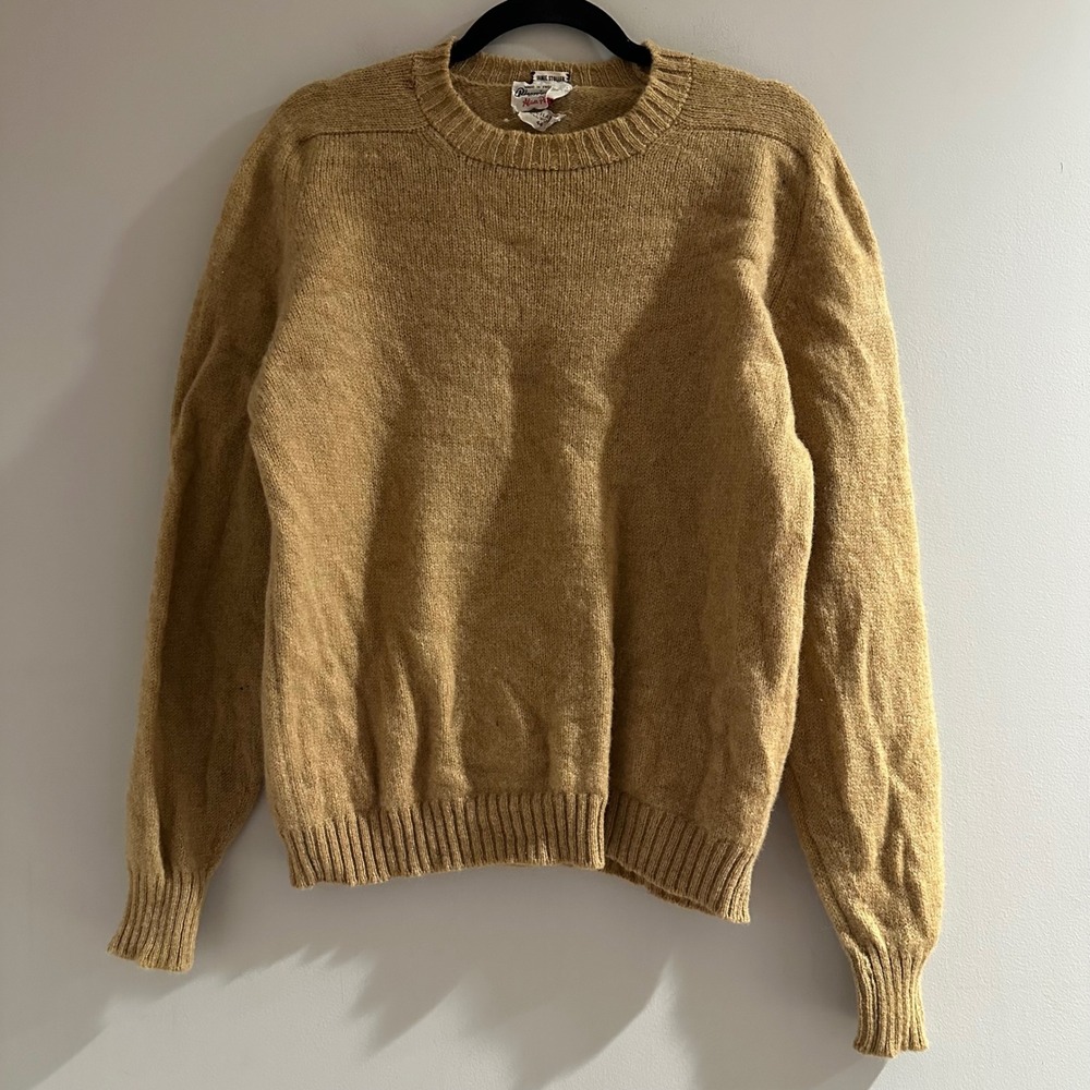 Vintage Alan Paine Bloomingdales Shetland Wool Sweater Mens 44 Tan Camel England